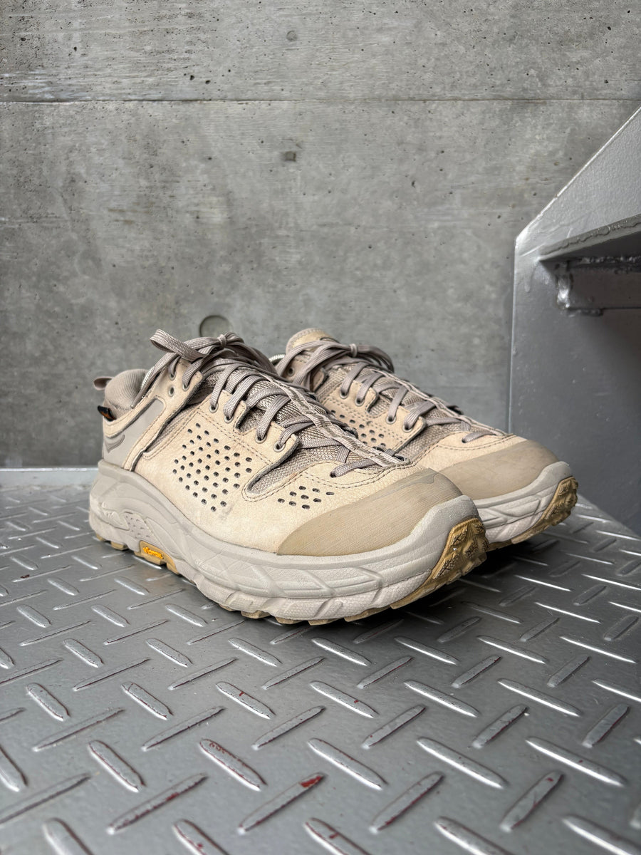 x Engineered Garments Beige Tor Ultra Low Sneakers, back view