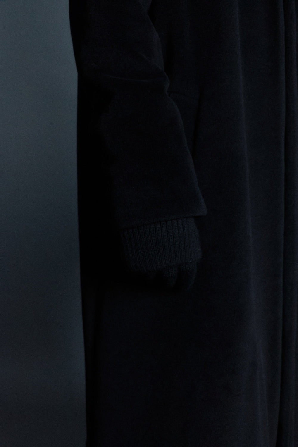 A Study of Shape, Texture and Silhouette