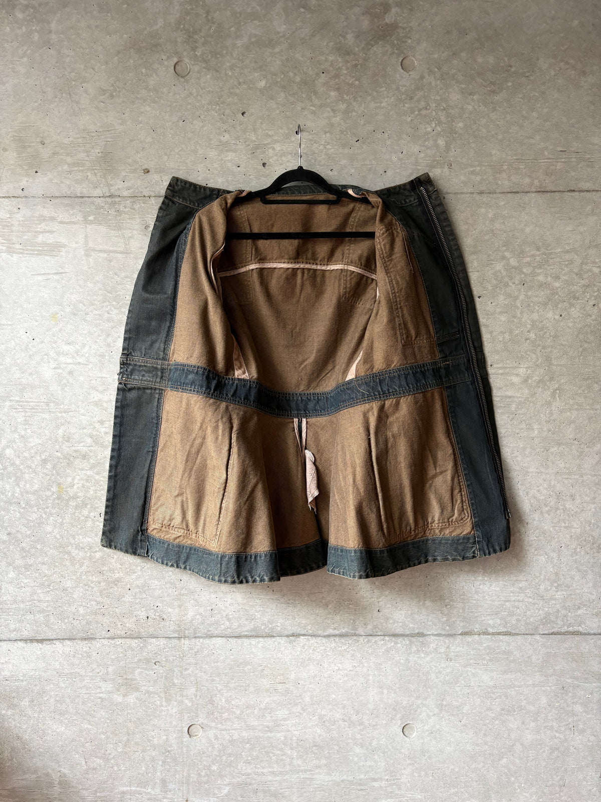 Oiled Coating Sample Jacket