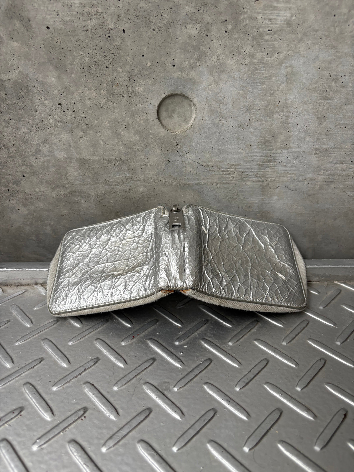 Silver Cracked Paint Leather Zip Wallet
