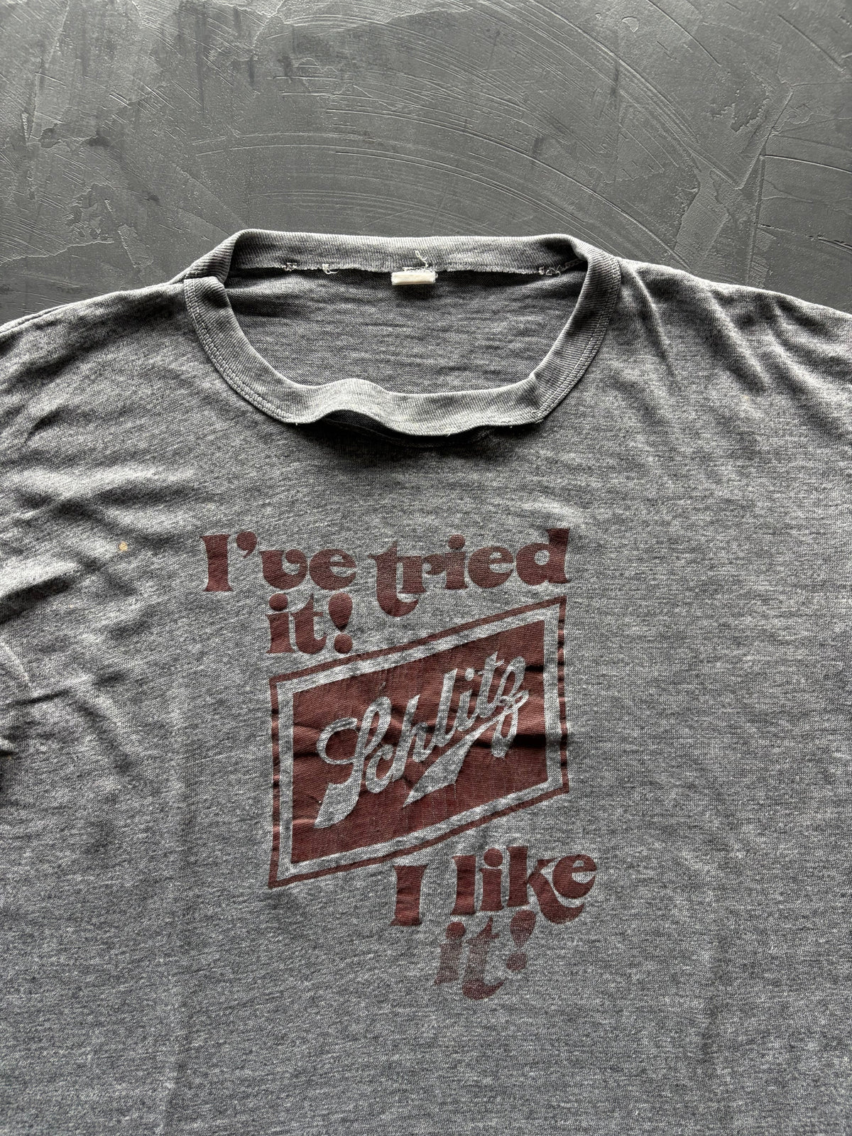 Graphic "Schlitz" T-Shirt