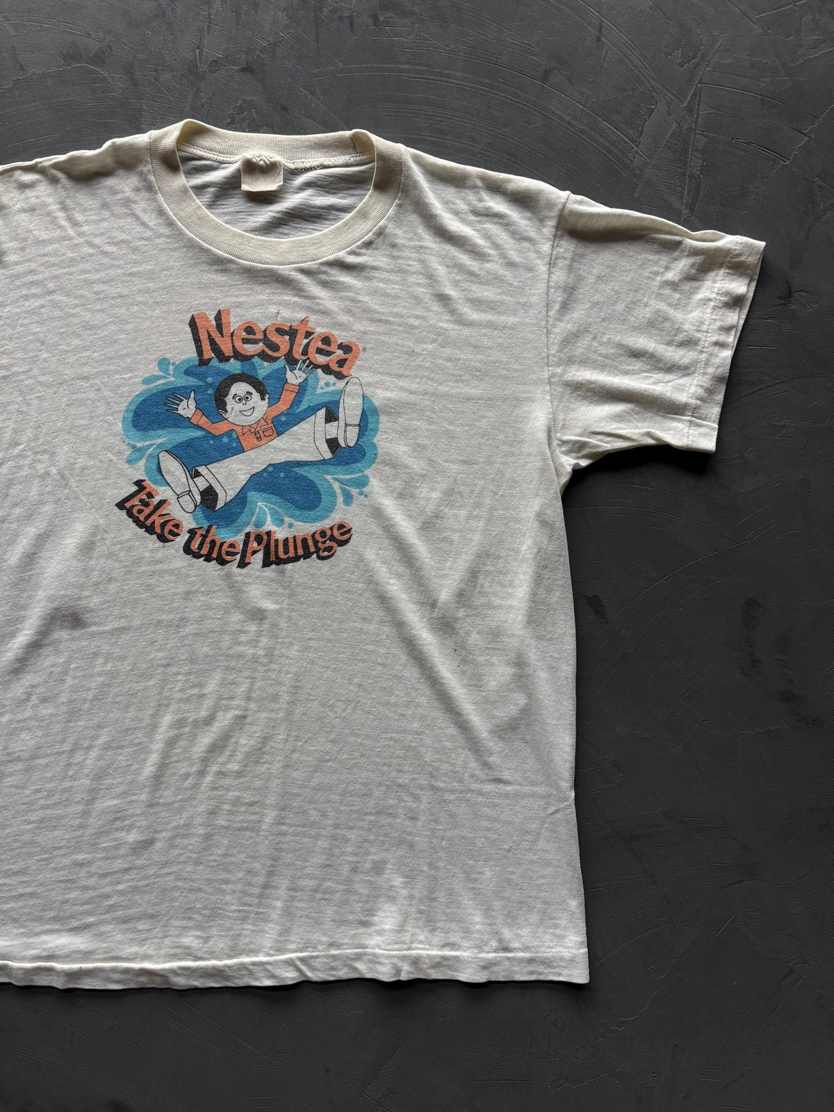Graphic "Nestea" T-Shirt