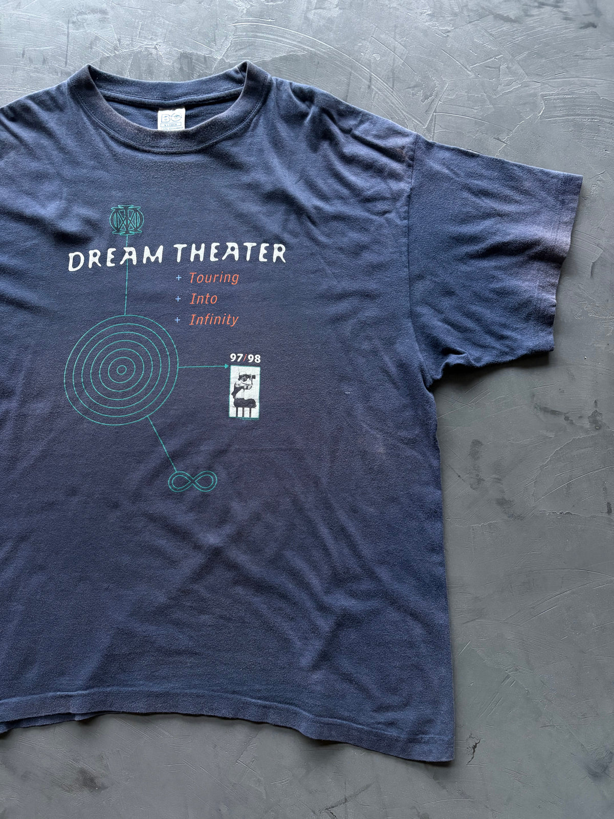 Graphic "Dream Theater" T-Shirt