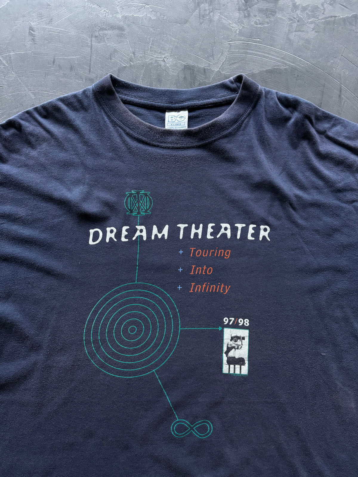 Graphic "Dream Theater" T-Shirt