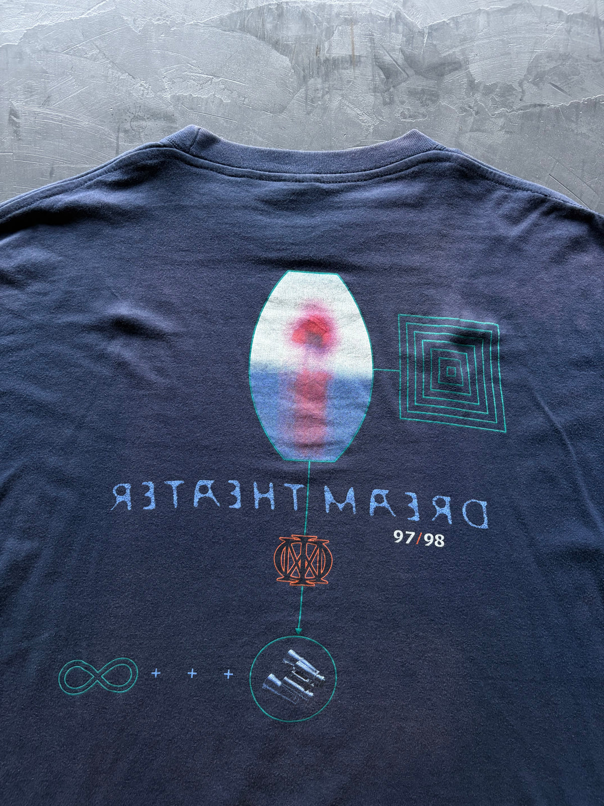 Graphic "Dream Theater" T-Shirt